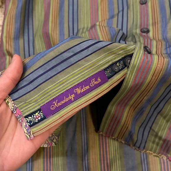 LIKE NEW Robert Graham Men’s Multicolored Flip Cuff Dress Shirt - Picture 5 of 6